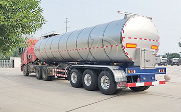 天潤(rùn)新東鮮奶運(yùn)輸車：奶牛養(yǎng)殖場(chǎng)的信賴之選