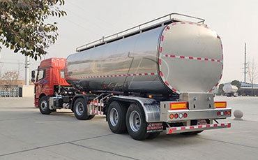 保溫好，故障率低，新東牛奶運(yùn)輸車獲客戶認(rèn)可